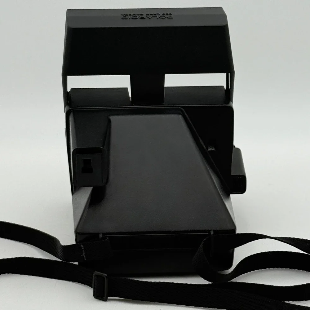 Polaroid Sun 600 LMS Instant Film Camera Vintage Black Silver 600 Series